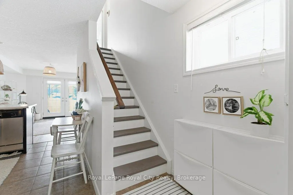 Photo 17 of Unit 104, 35 Mountford Drive, Guelph, Grange Road — HOMEH