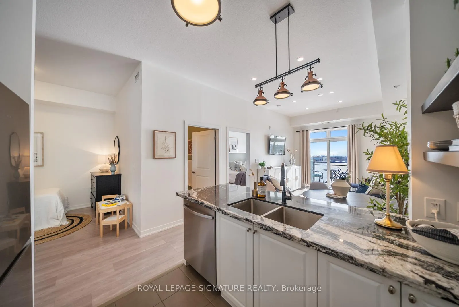 Photo 8 of Unit 431, 5010 Corporate Drive, Burlington, Uptown — HOMEH