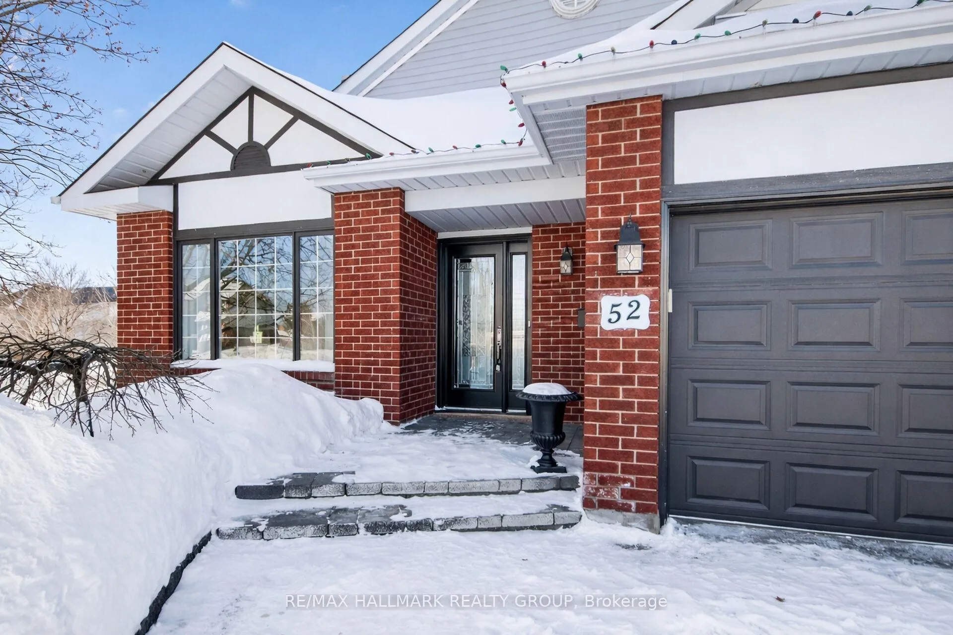 Photo 3 of 52 Bramblewood Crescent, Ottawa, Kanata - Bridlewood — HOMEH