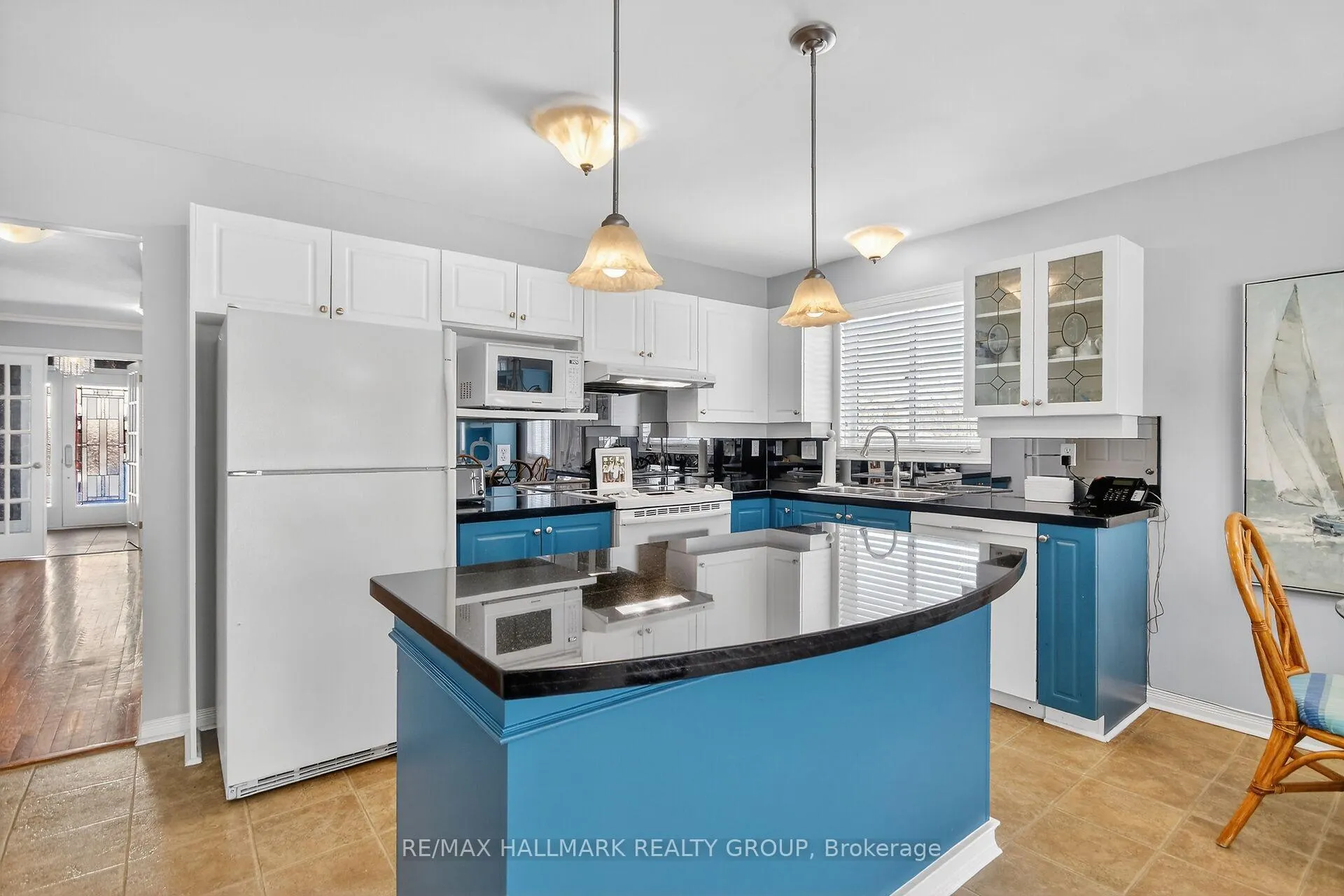 Photo 11 of 52 Bramblewood Crescent, Ottawa, Kanata - Bridlewood — HOMEH