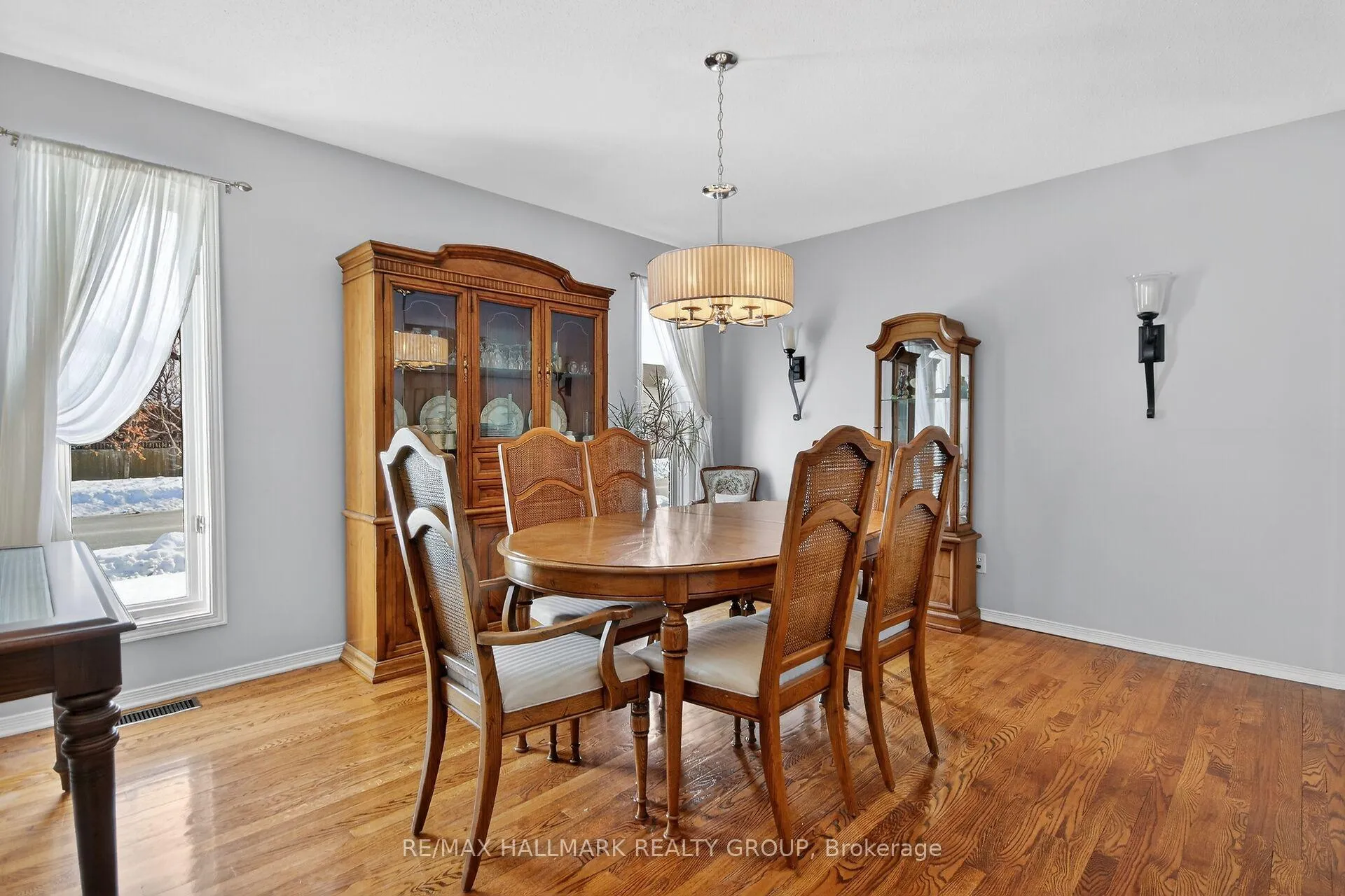 Photo 19 of 52 Bramblewood Crescent, Ottawa, Kanata - Bridlewood — HOMEH