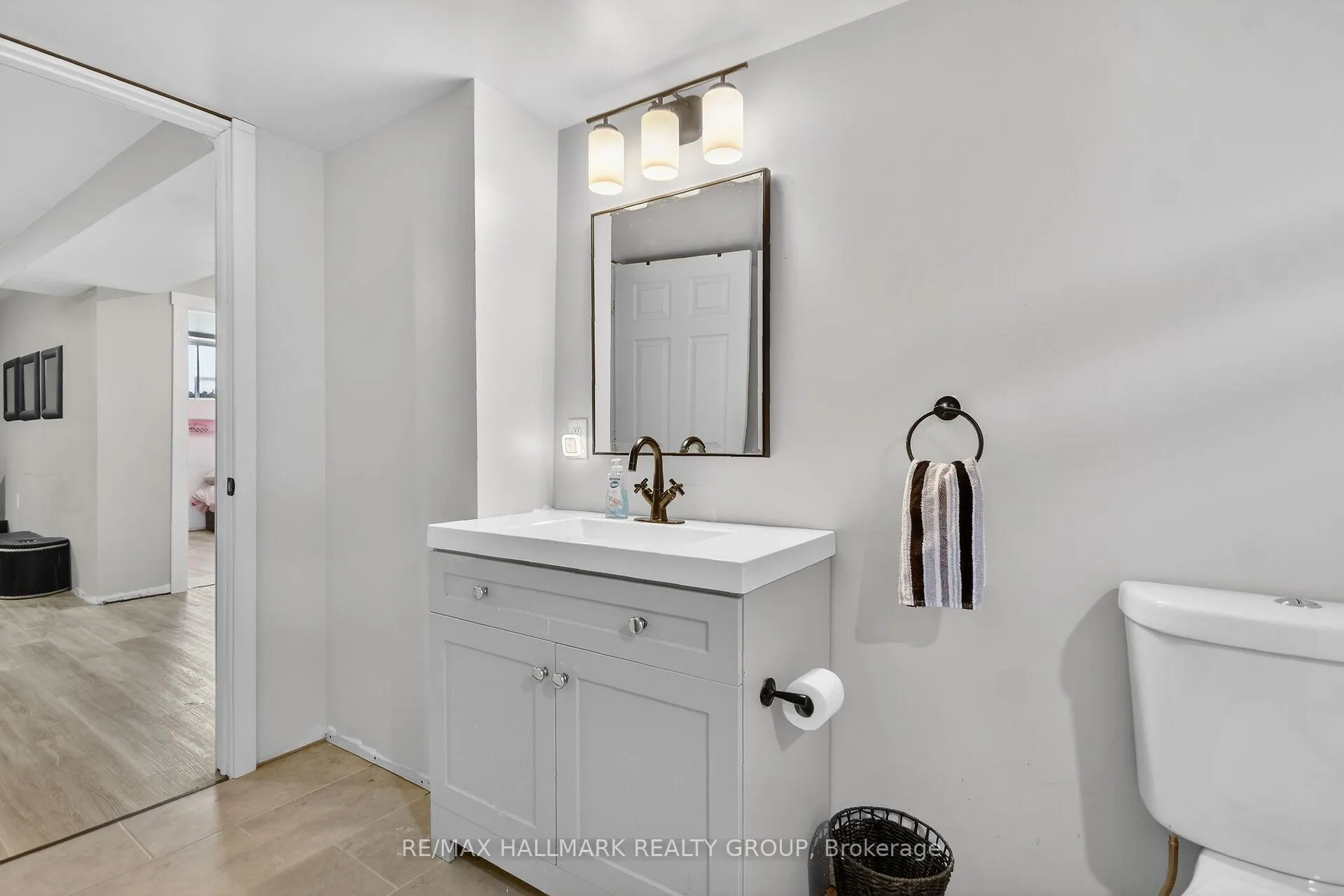 Photo 40 of 52 Bramblewood Crescent, Ottawa, Kanata - Bridlewood — HOMEH