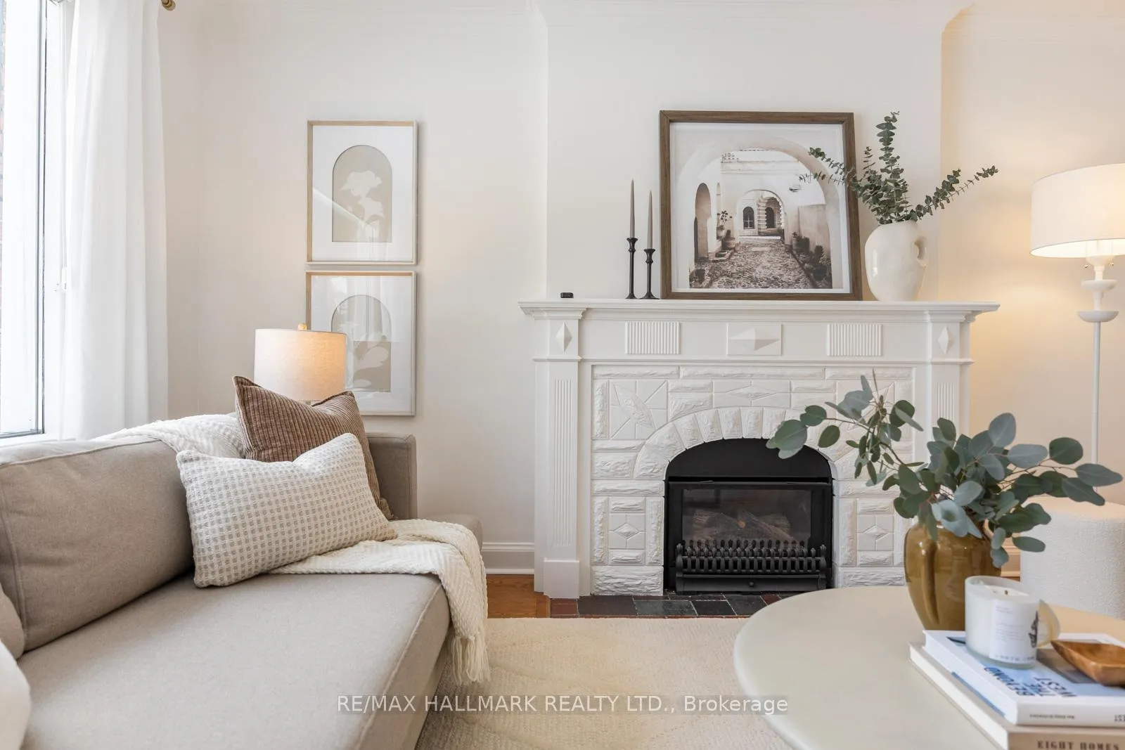 Photo 7 of 18 Elmview Drive, Scarborough, Birchcliffe-Cliffside — HOMEH
