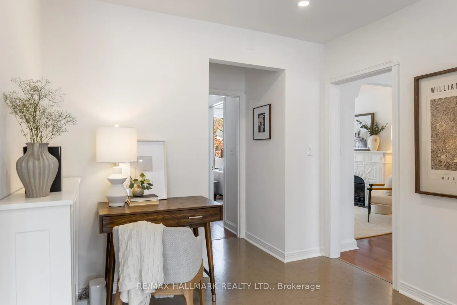Photo 12 of 18 Elmview Drive, Scarborough, Birchcliffe-Cliffside — HOMEH