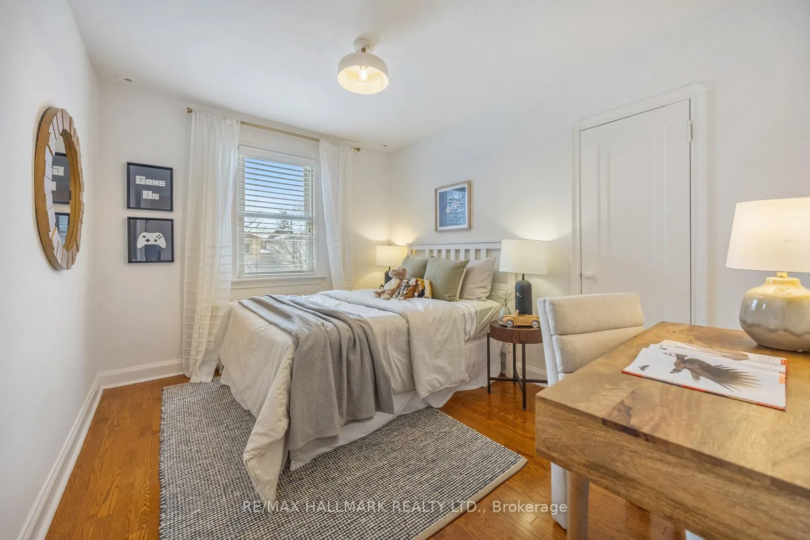 Photo 34 of 18 Elmview Drive, Scarborough, Birchcliffe-Cliffside — HOMEH