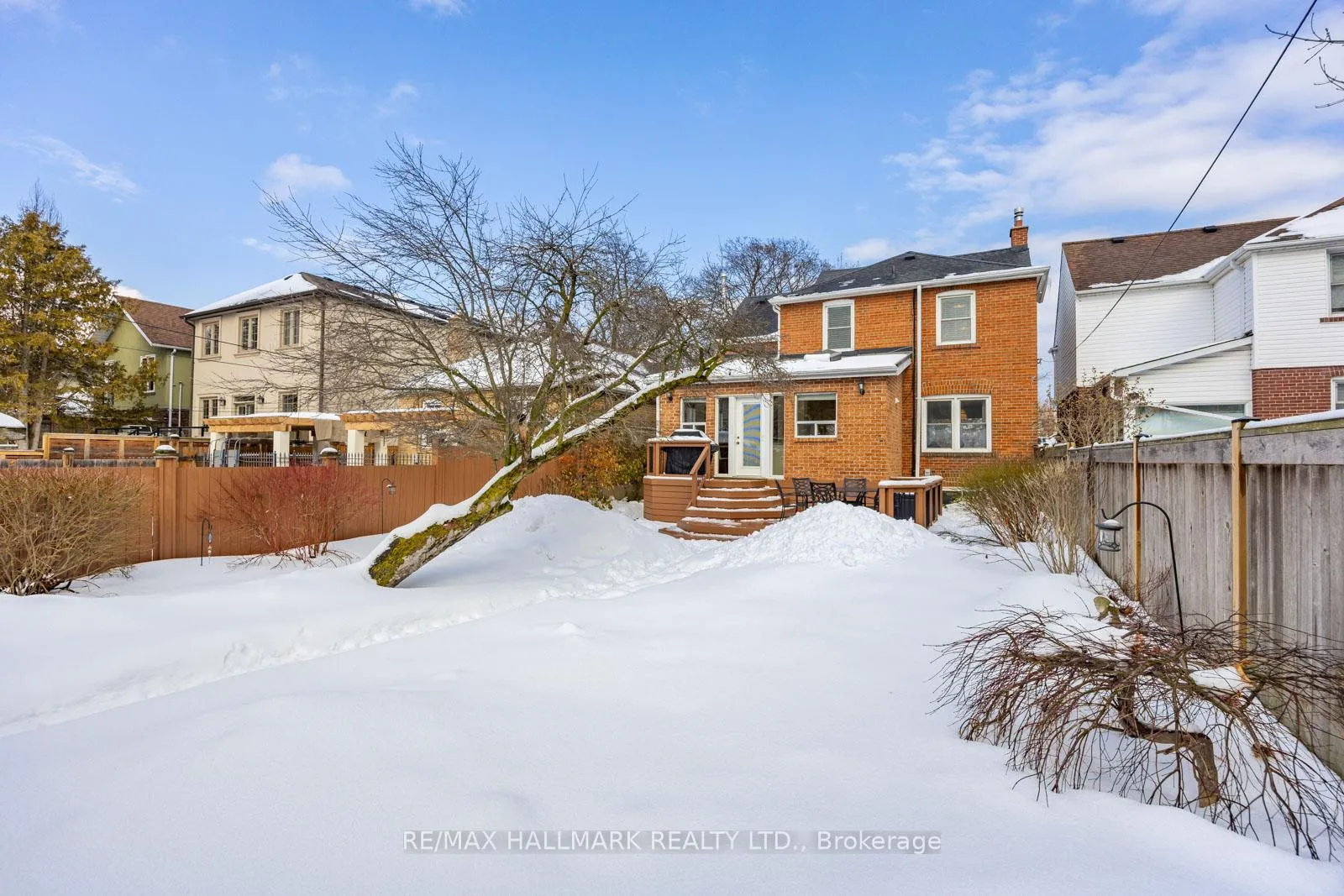 Photo 46 of 18 Elmview Drive, Scarborough, Birchcliffe-Cliffside — HOMEH
