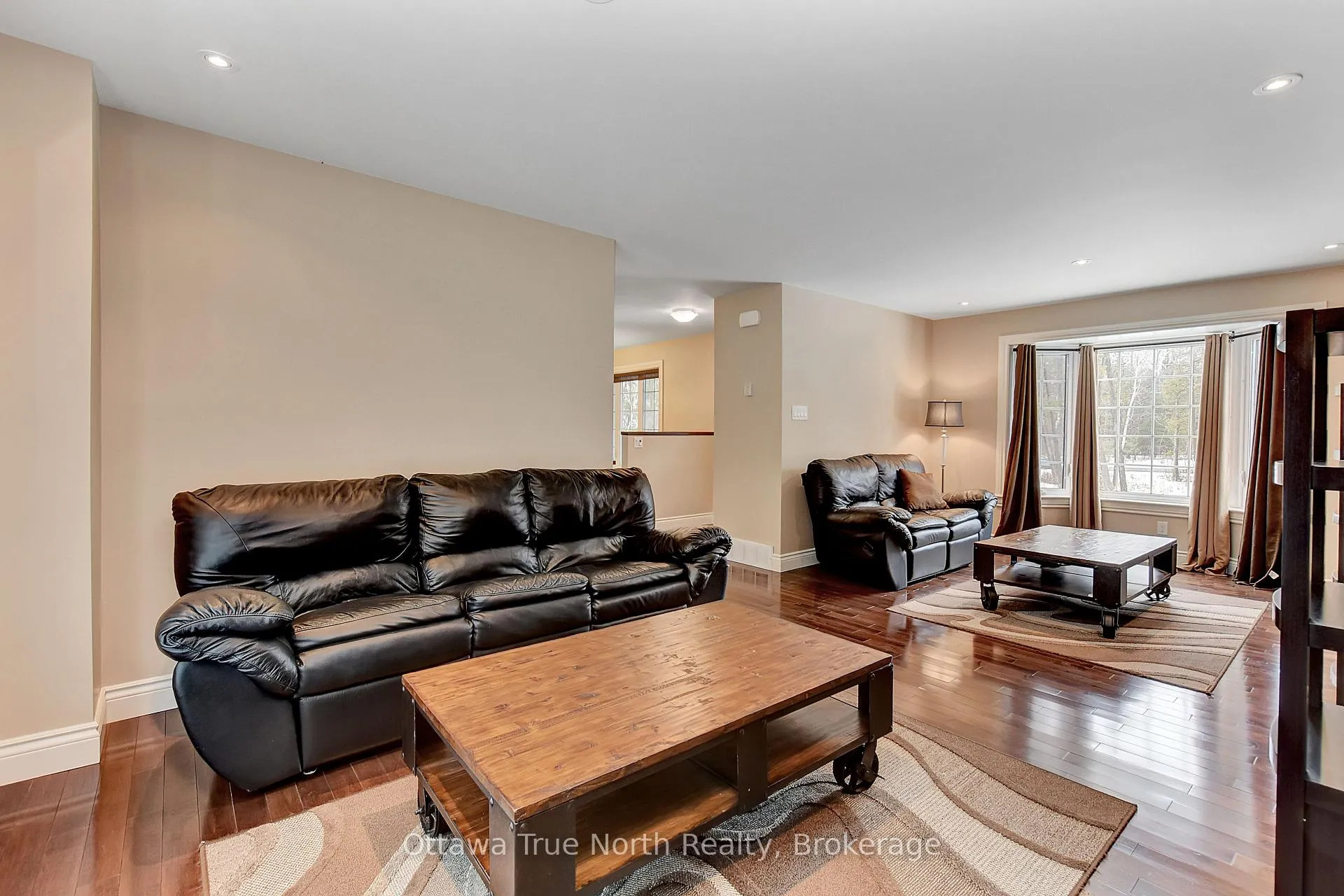 Photo 12 of 540 May Dean Drive, Ottawa, Fitzroy — HOMEH
