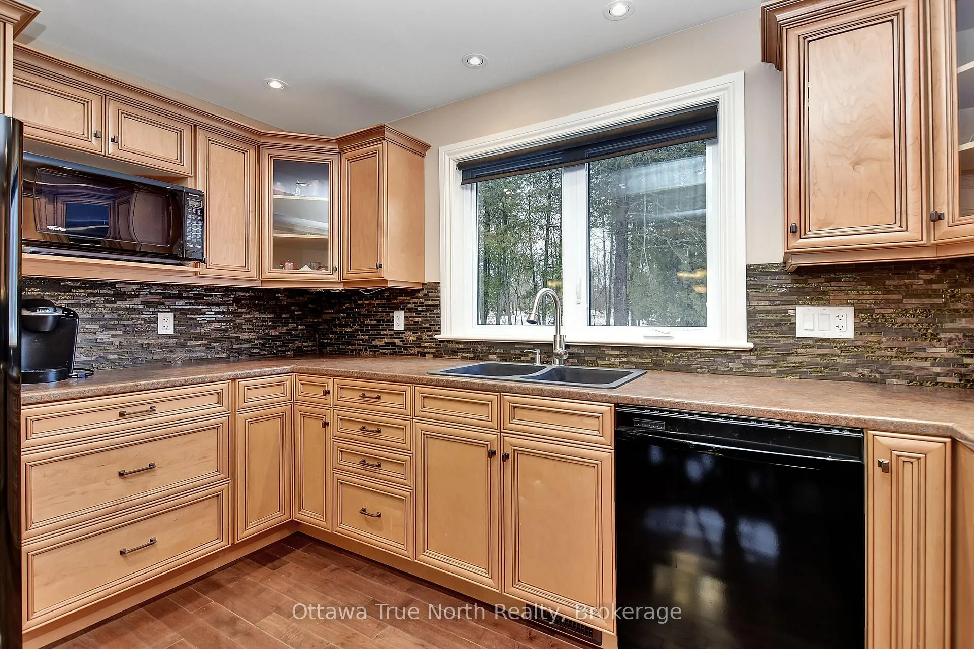 Photo 19 of 540 May Dean Drive, Ottawa, Fitzroy — HOMEH