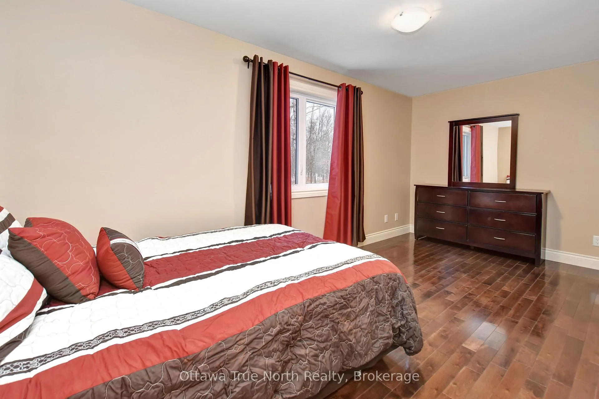 Photo 27 of 540 May Dean Drive, Ottawa, Fitzroy — HOMEH