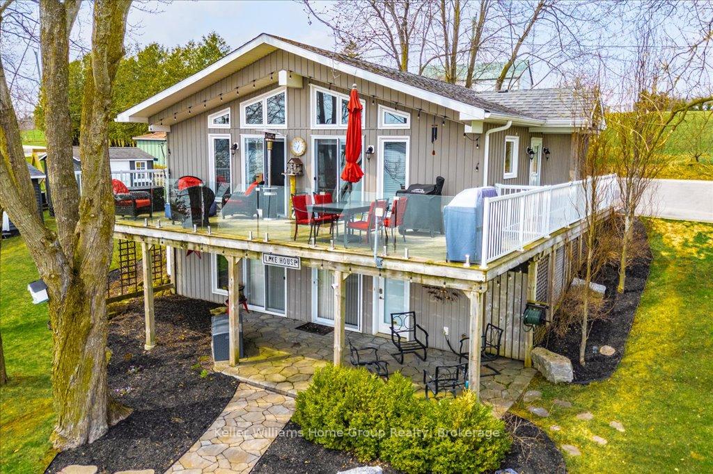 Photo 1 of 513 N Five Road, Mapleton, Rural Mapleton — HOMEH
