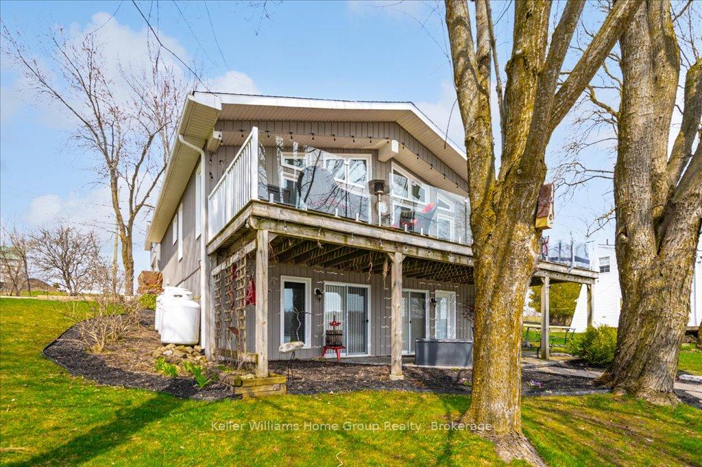Photo 5 of 513 N Five Road, Mapleton, Rural Mapleton — HOMEH