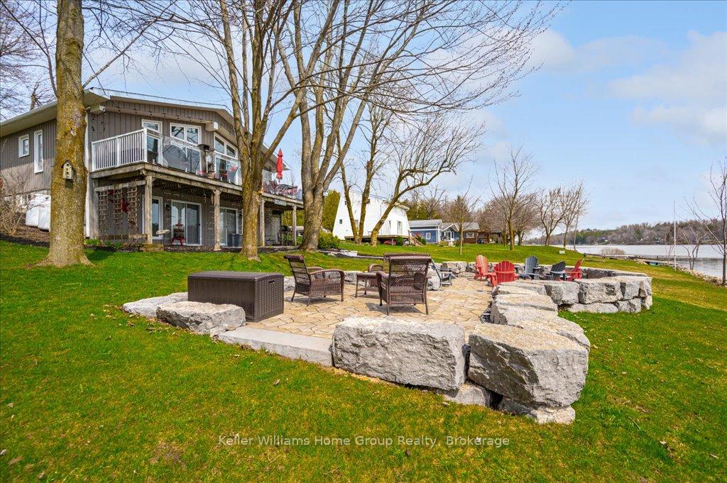 Photo 37 of 513 N Five Road, Mapleton, Rural Mapleton — HOMEH