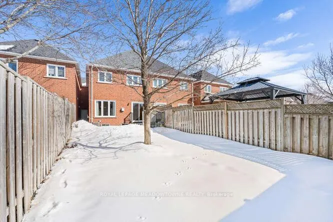 Photo 37 of 5 James Young Drive, Halton Hills, Georgetown — HOMEH