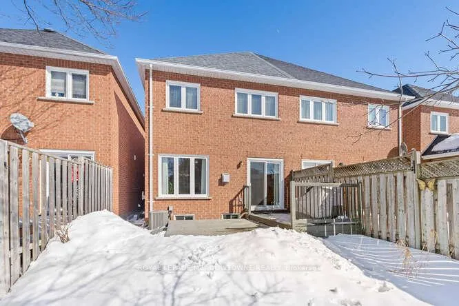 Photo 38 of 5 James Young Drive, Halton Hills, Georgetown — HOMEH