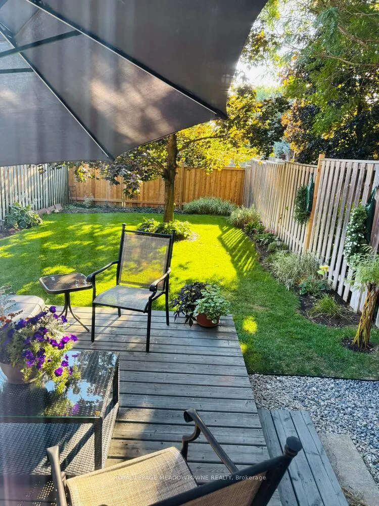 Photo 40 of 5 James Young Drive, Halton Hills, Georgetown — HOMEH