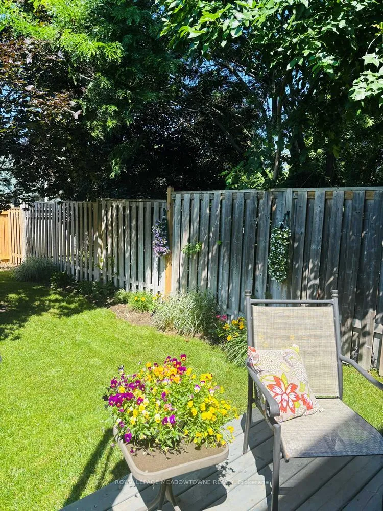 Photo 43 of 5 James Young Drive, Halton Hills, Georgetown — HOMEH