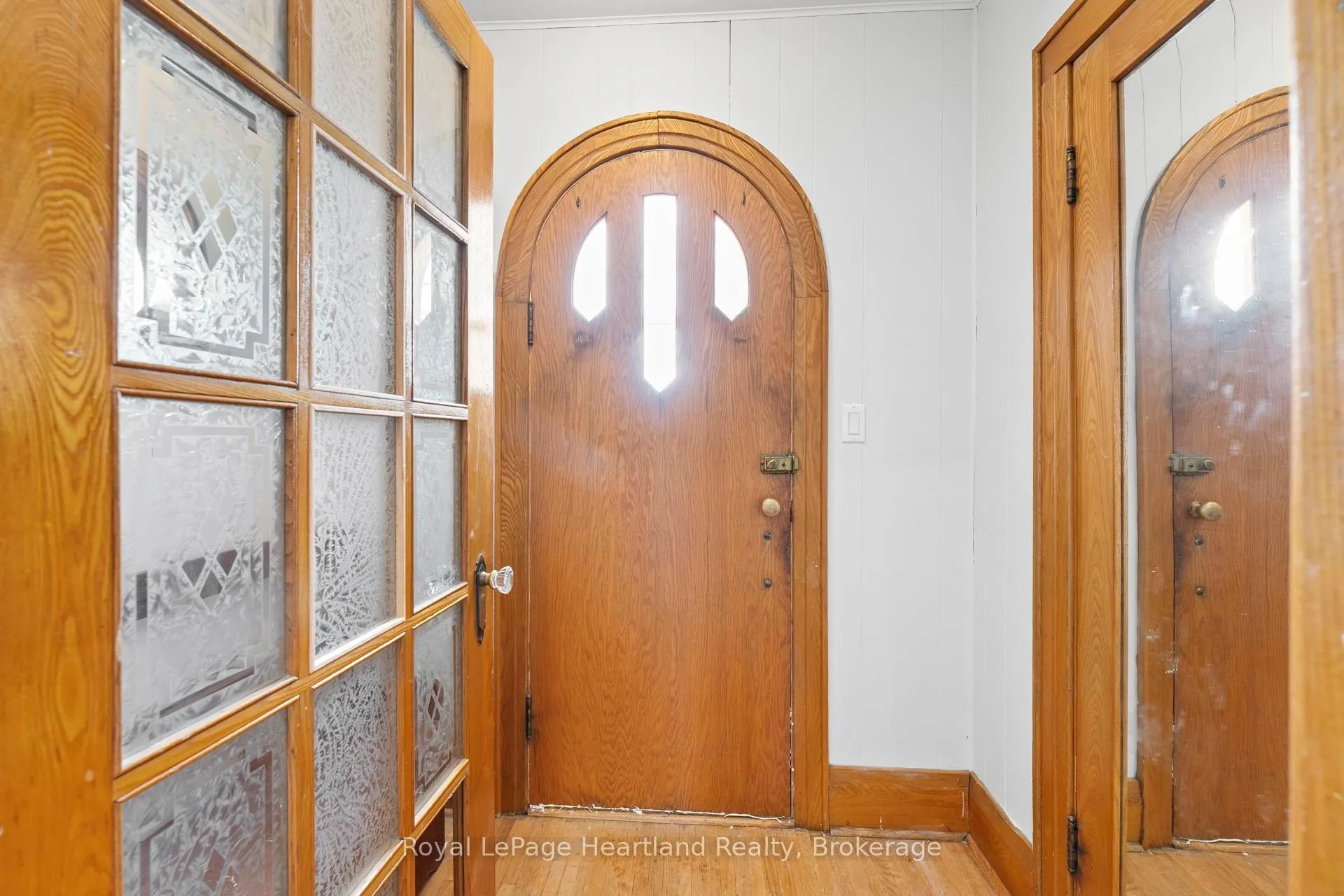 Photo 4 of 108 Albert Street, Central Huron, Clinton — HOMEH