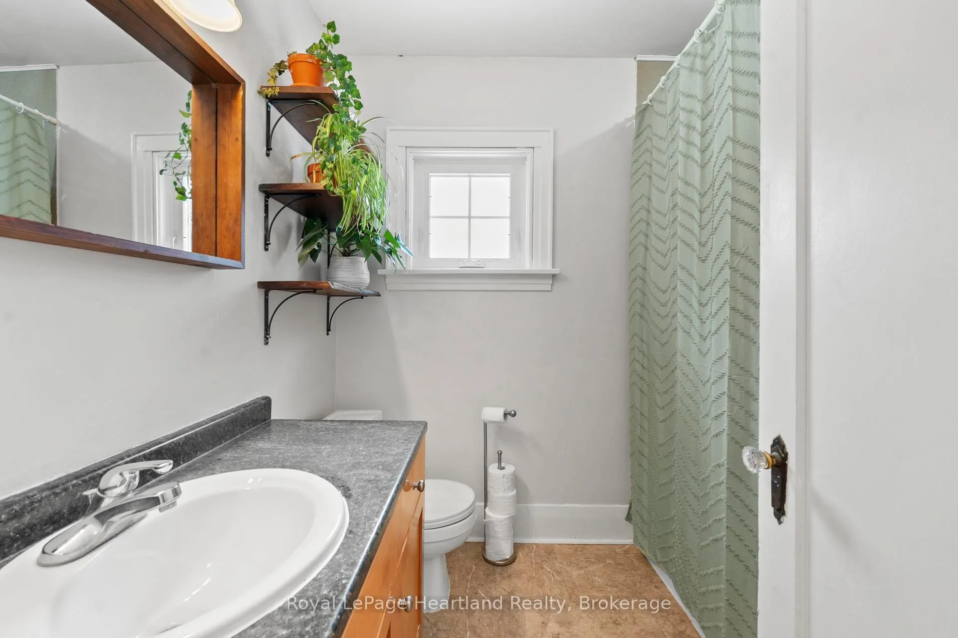 Photo 18 of 108 Albert Street, Central Huron, Clinton — HOMEH