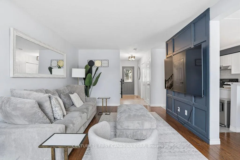 Photo 11 of Unit 28, 750 Osgoode Drive S, London, South Y — HOMEH