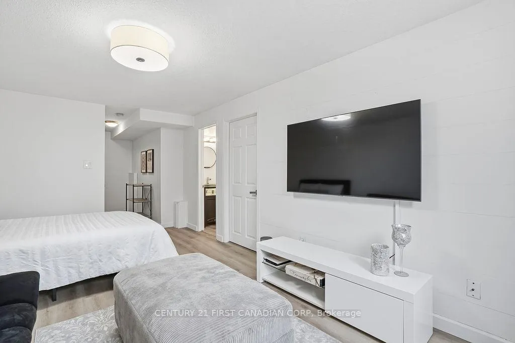 Photo 39 of Unit 28, 750 Osgoode Drive S, London, South Y — HOMEH