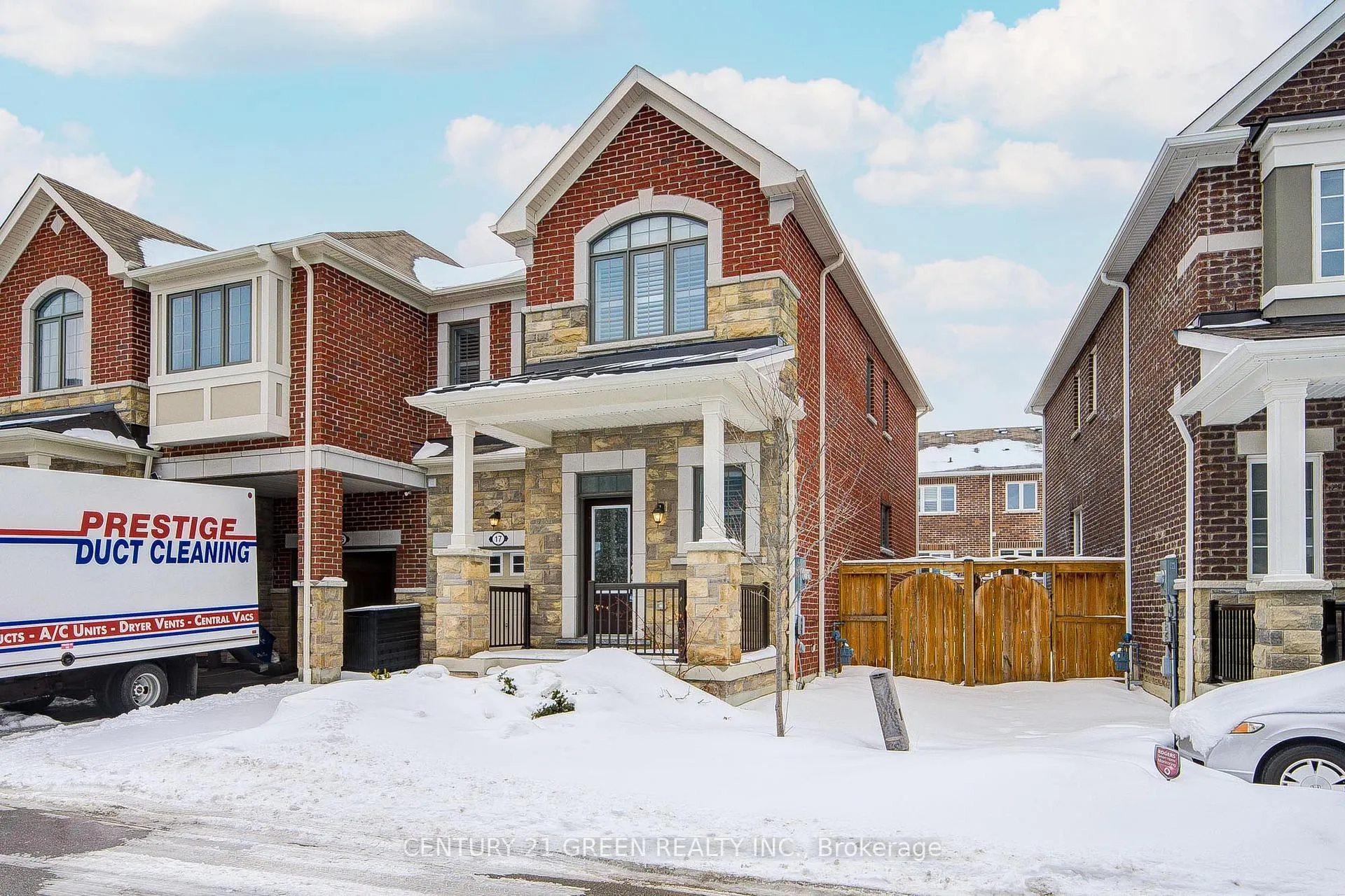 Photo 2 of 17 Windflower Way, Whitby, Rural Whitby — HOMEH