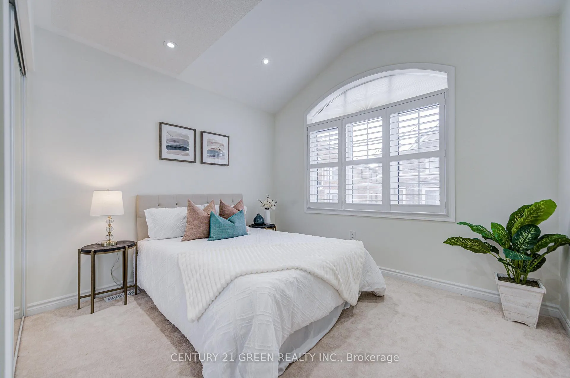 Photo 38 of 17 Windflower Way, Whitby, Rural Whitby — HOMEH