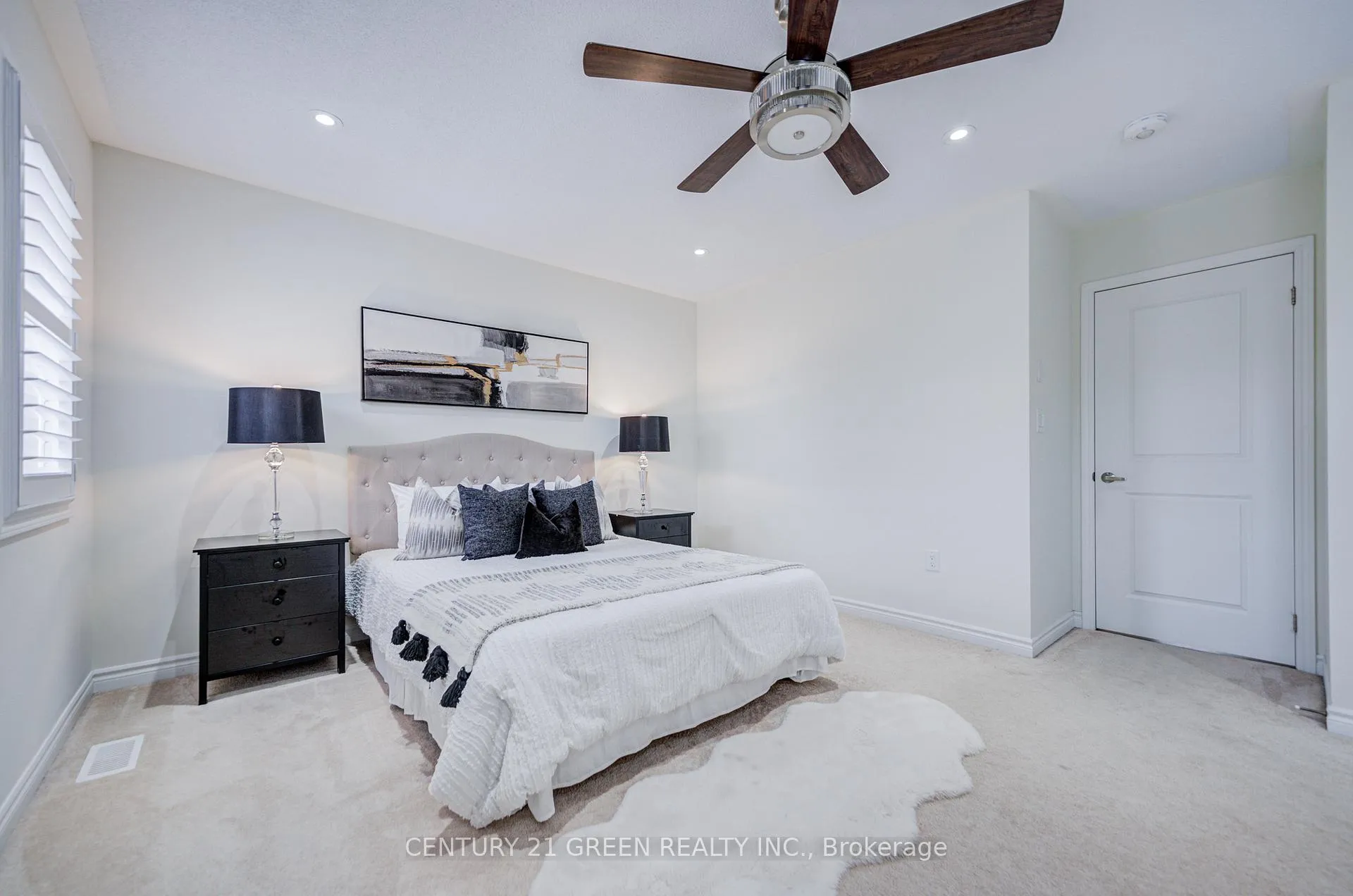 Photo 45 of 17 Windflower Way, Whitby, Rural Whitby — HOMEH