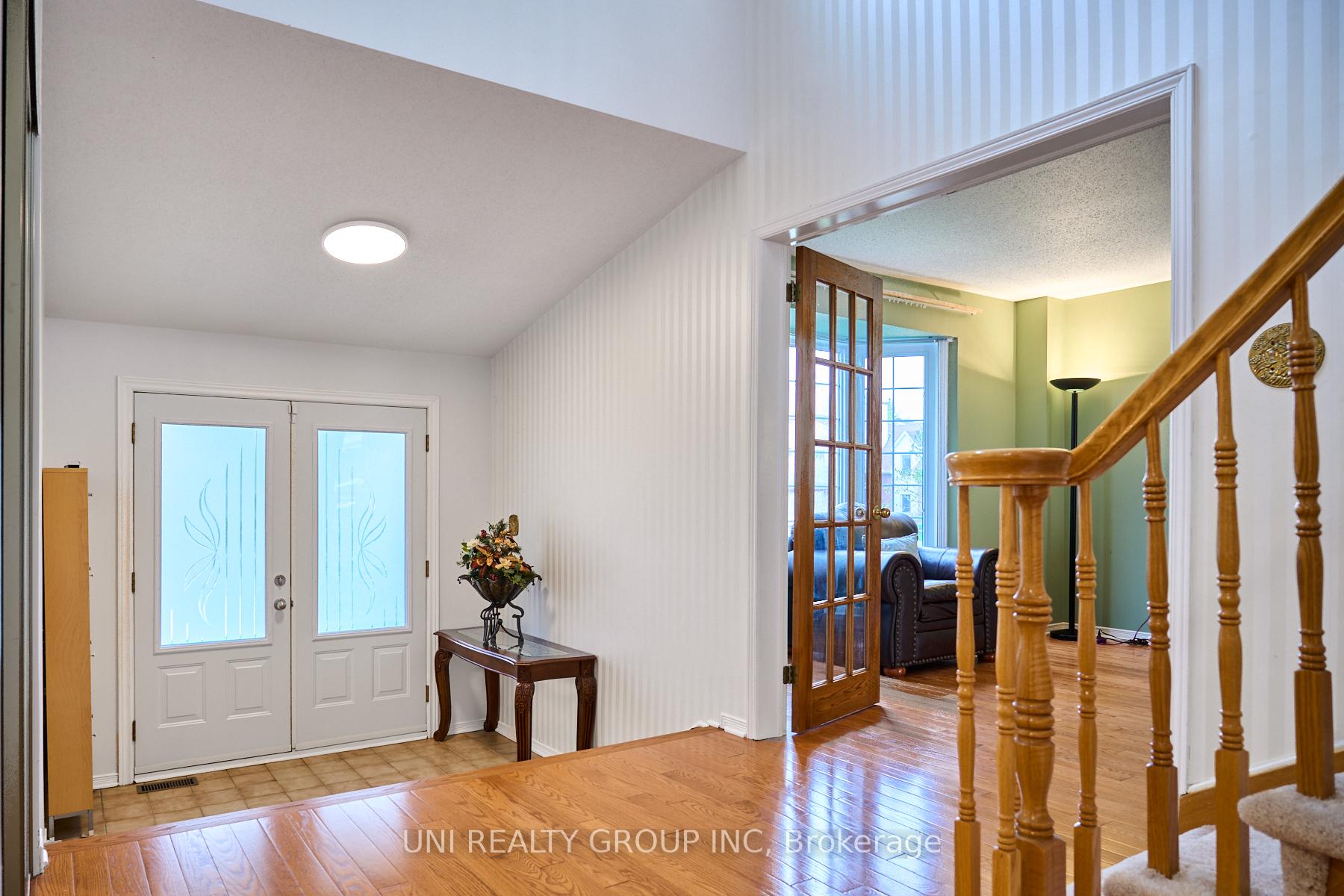 Photo 3 of 64 Bramblegrove Crescent, Ottawa, Hunt Club Park/Greenboro — HOMEH