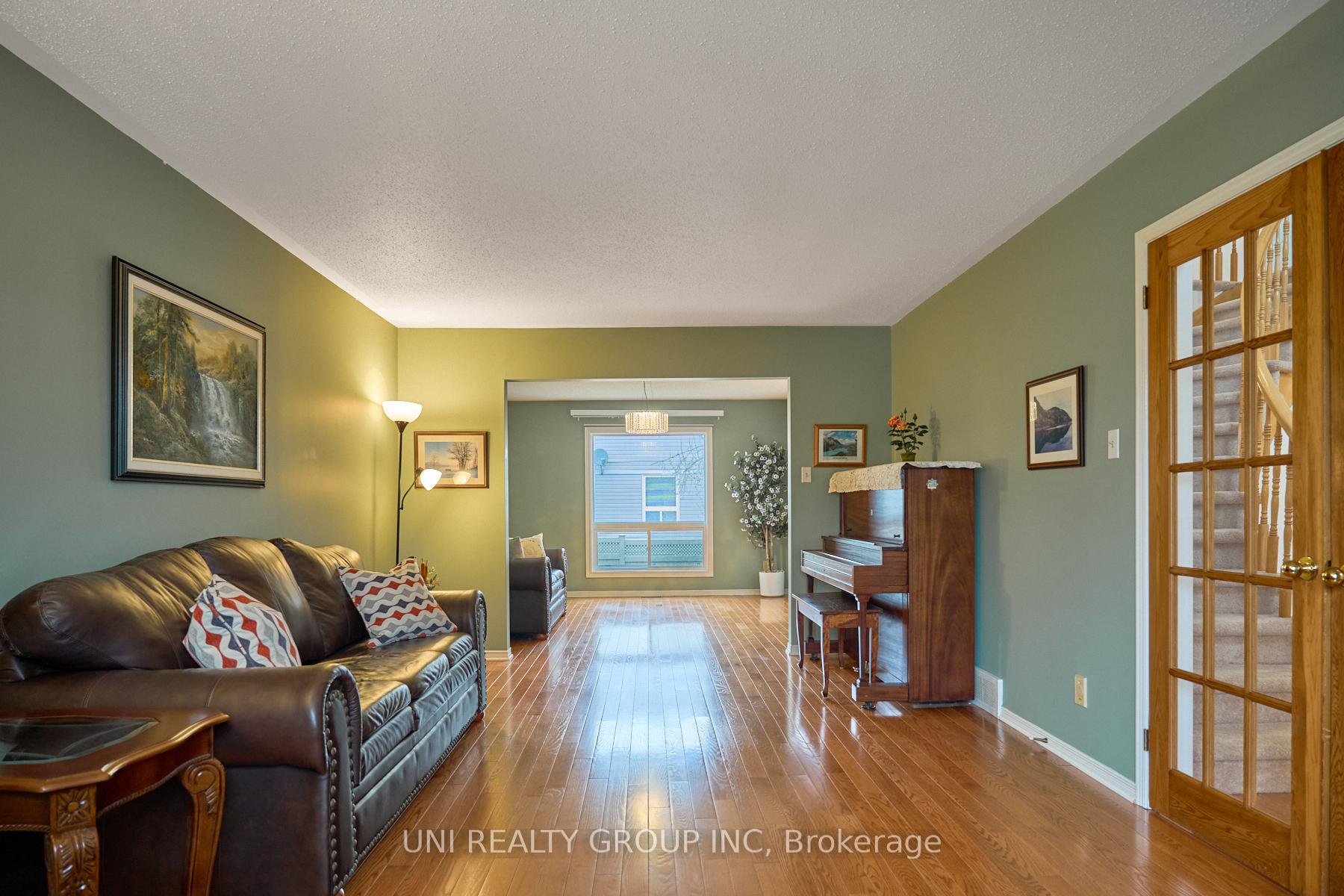 Photo 6 of 64 Bramblegrove Crescent, Ottawa, Hunt Club Park/Greenboro — HOMEH