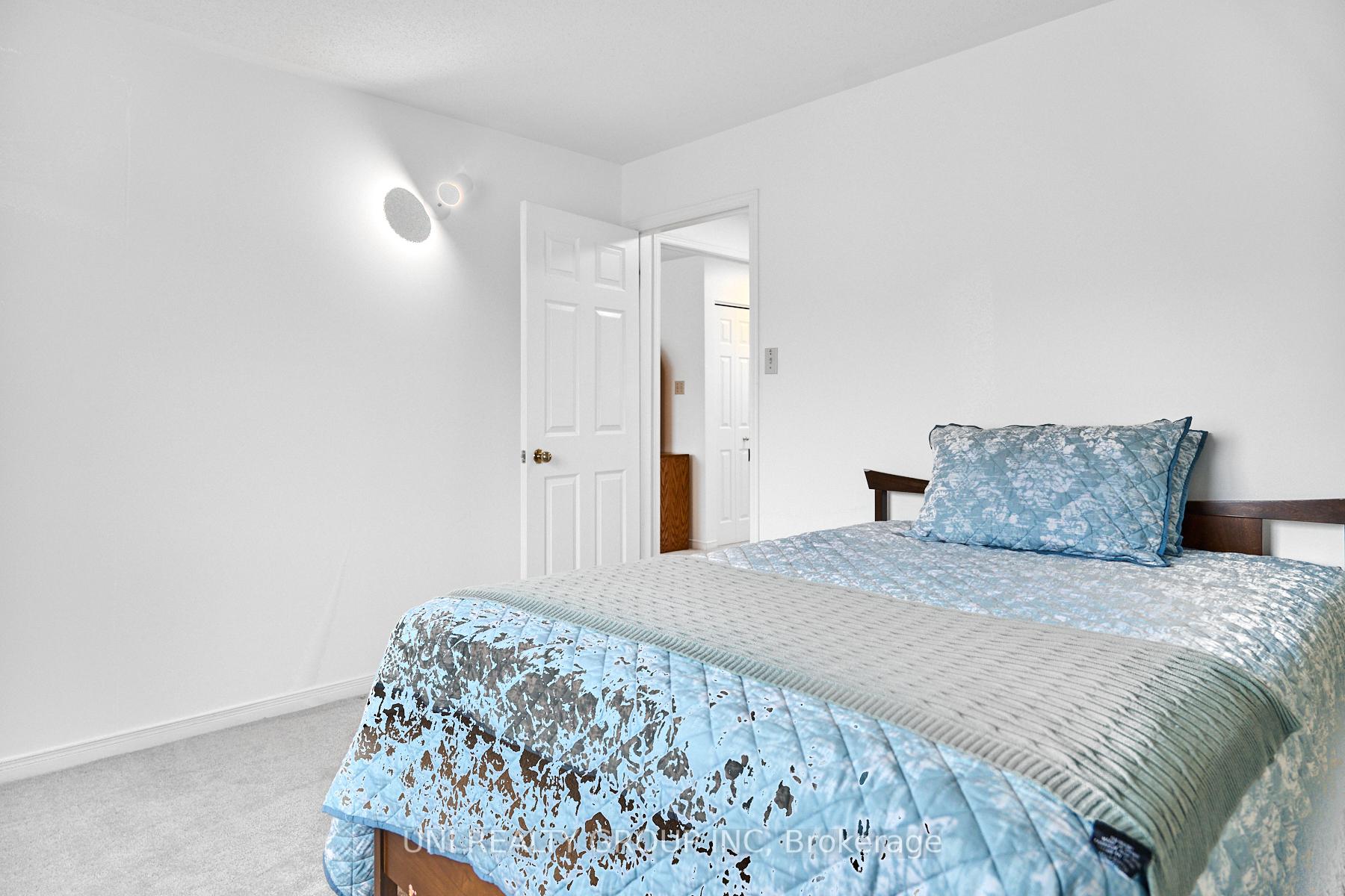 Photo 31 of 64 Bramblegrove Crescent, Ottawa, Hunt Club Park/Greenboro — HOMEH