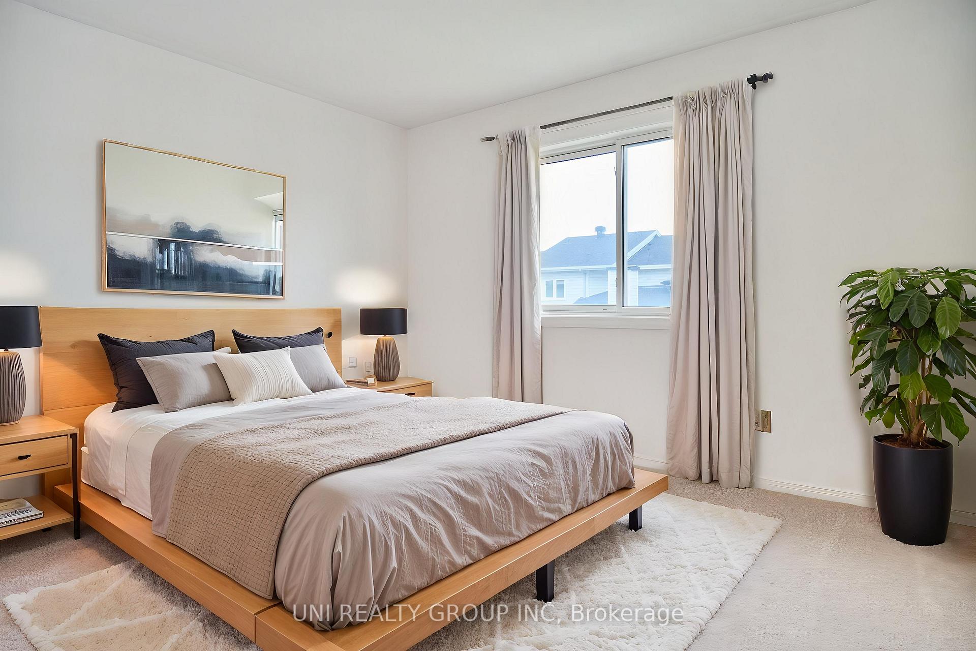 Photo 32 of 64 Bramblegrove Crescent, Ottawa, Hunt Club Park/Greenboro — HOMEH