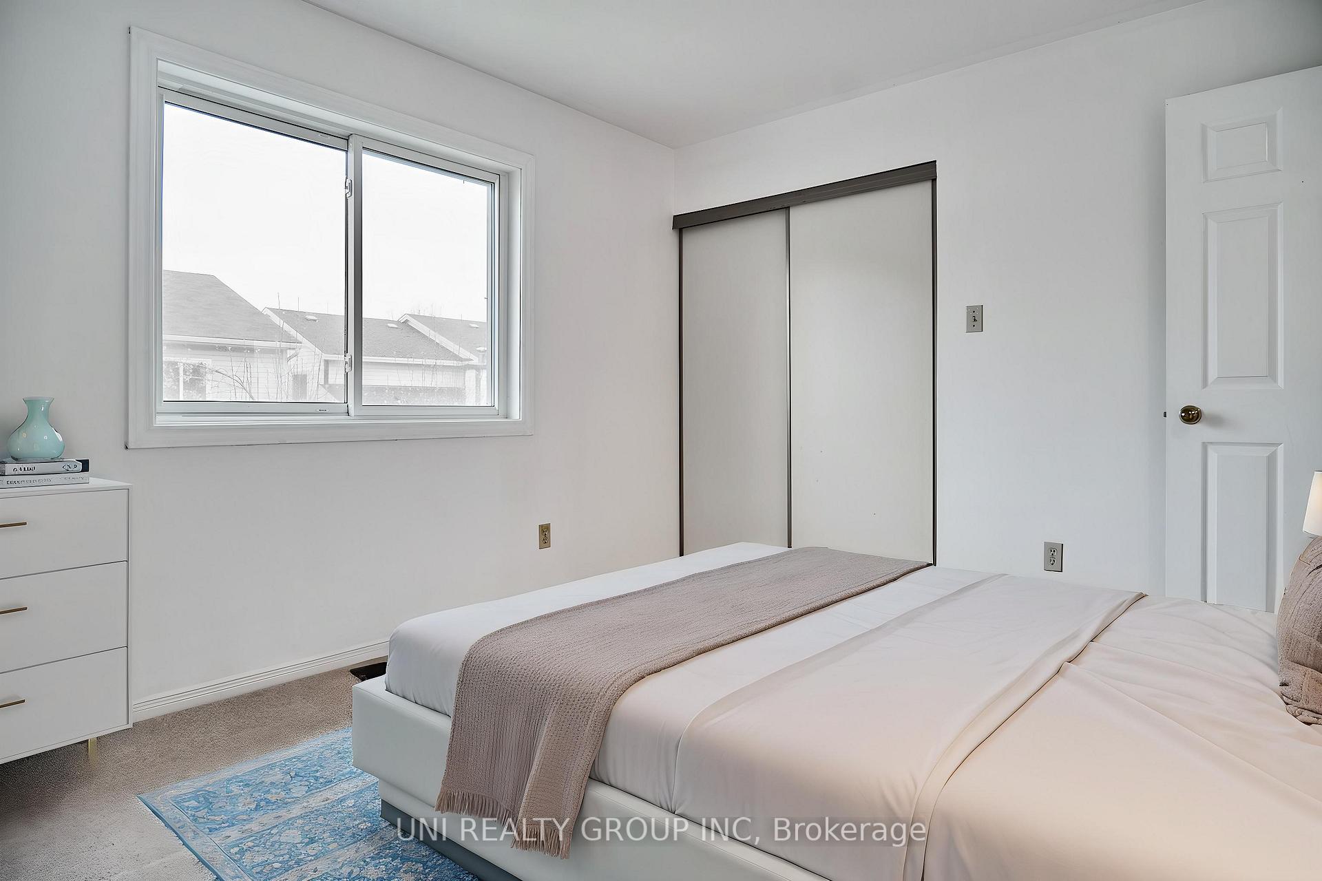 Photo 33 of 64 Bramblegrove Crescent, Ottawa, Hunt Club Park/Greenboro — HOMEH