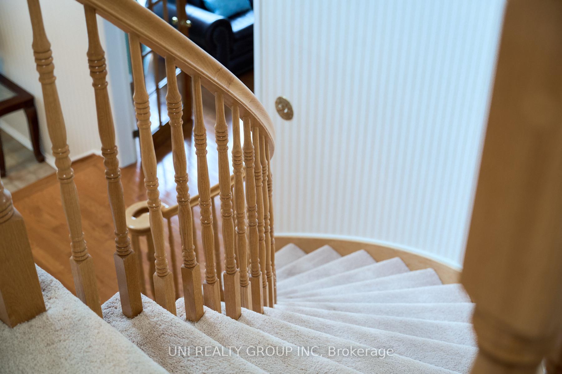 Photo 41 of 64 Bramblegrove Crescent, Ottawa, Hunt Club Park/Greenboro — HOMEH