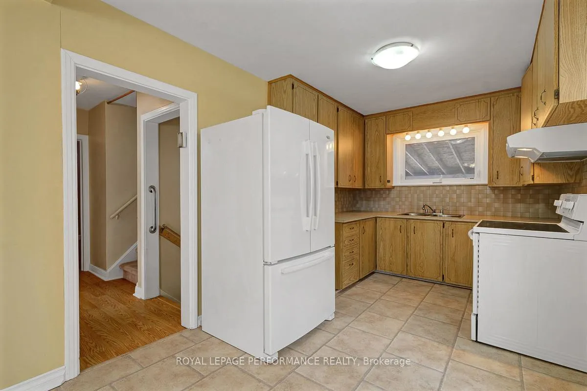 Photo 8 of 540 Alesther Street, Ottawa, Overbrook/Castle Heights — HOMEH