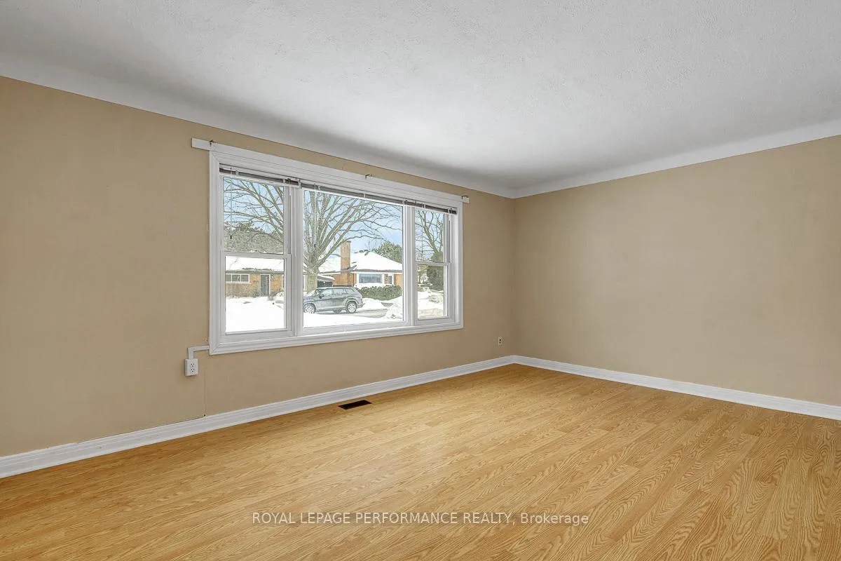 Photo 16 of 540 Alesther Street, Ottawa, Overbrook/Castle Heights — HOMEH