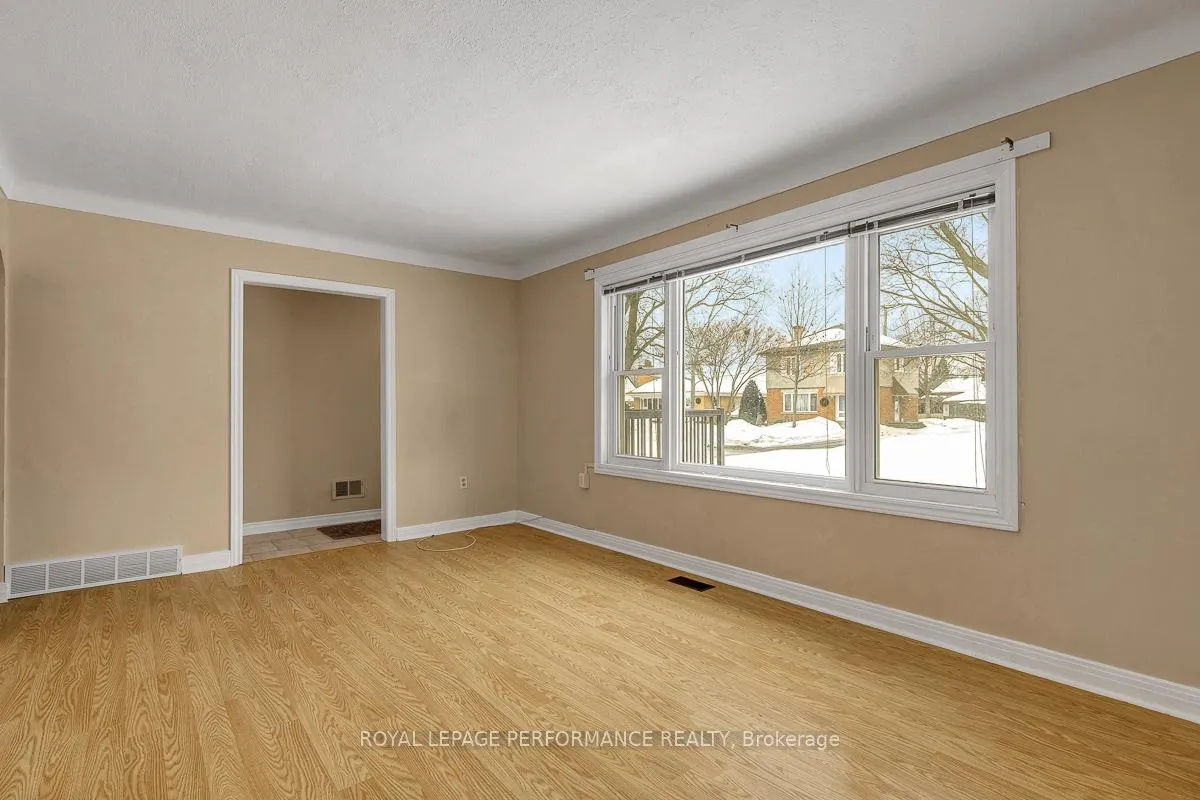 Photo 18 of 540 Alesther Street, Ottawa, Overbrook/Castle Heights — HOMEH