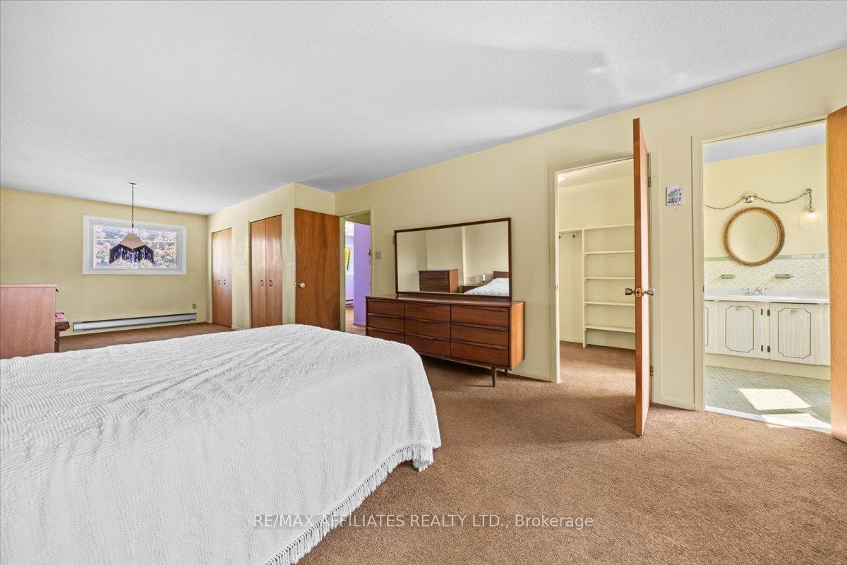 Photo 27 of 186 Norice Street, Ottawa, Meadowlands/Crestview — HOMEH