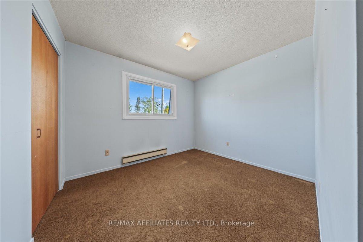Photo 33 of 186 Norice Street, Ottawa, Meadowlands/Crestview — HOMEH
