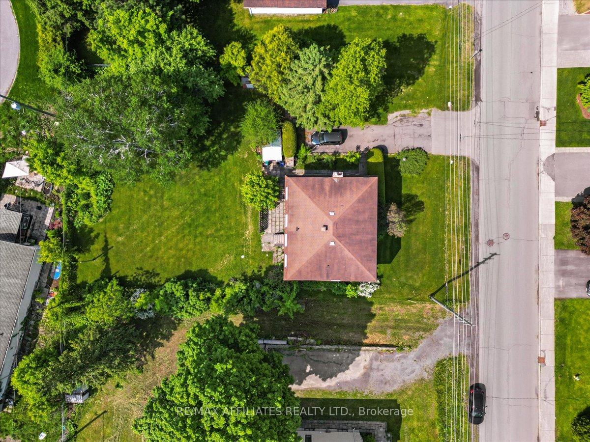 Photo 43 of 186 Norice Street, Ottawa, Meadowlands/Crestview — HOMEH