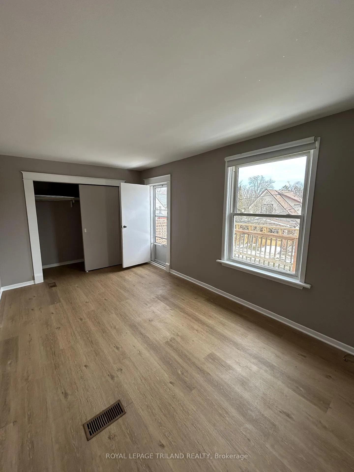 Photo 2 of Unit Upper, 7 MacKay Avenue, London, South E — HOMEH