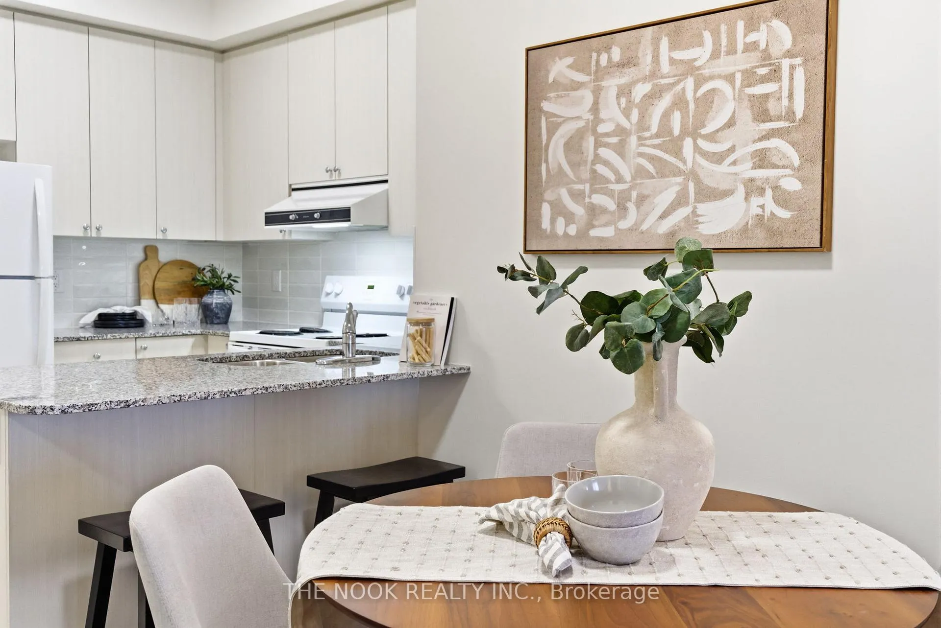 Photo 11 of Unit 403, 80 Shipway Avenue, Clarington, Newcastle — HOMEH