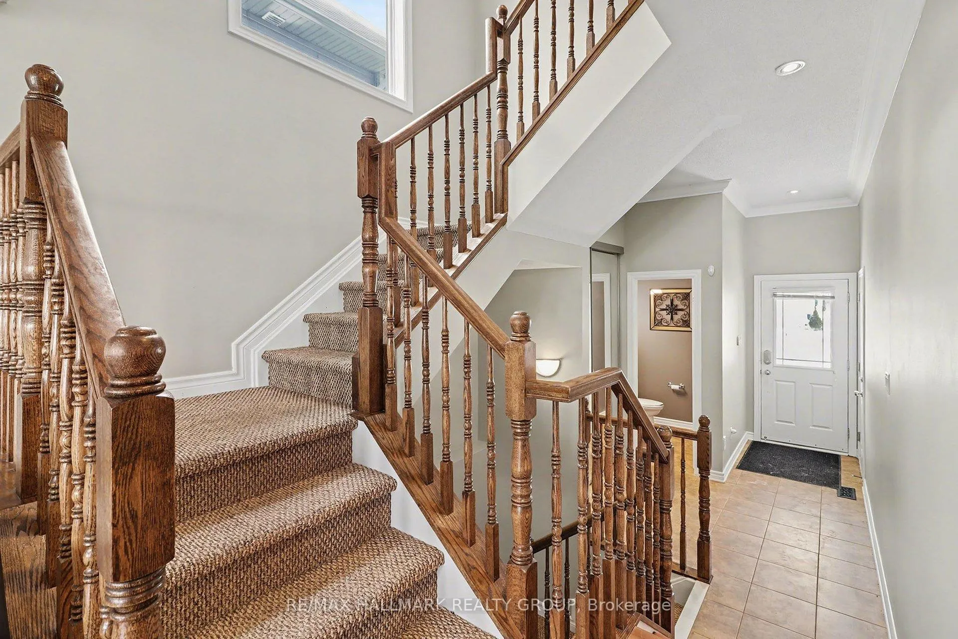 Photo 3 of 255 Wildcliff Way, Ottawa, Avalon East — HOMEH