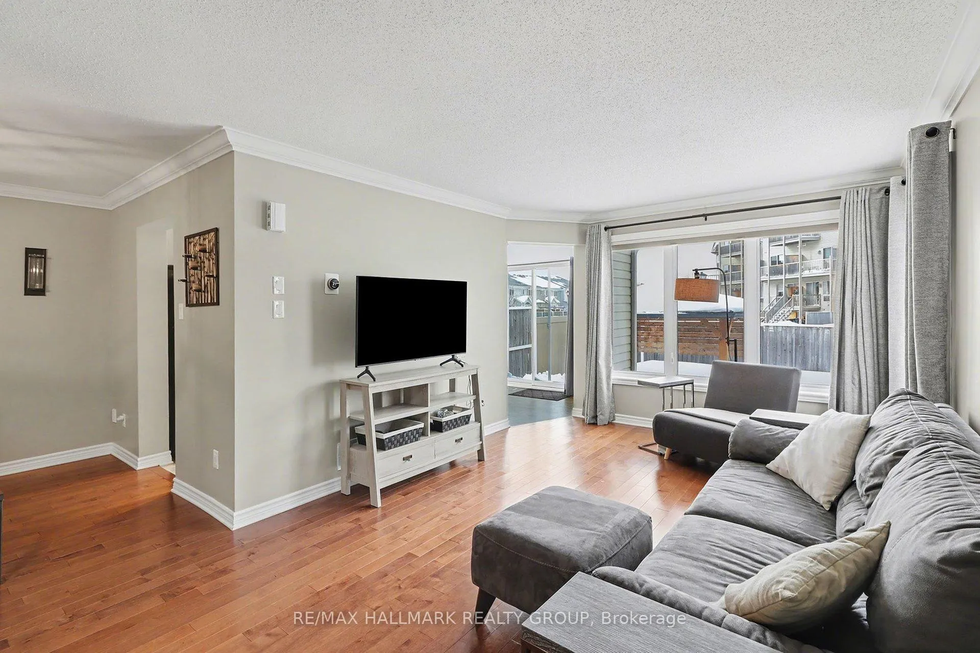 Photo 4 of 255 Wildcliff Way, Ottawa, Avalon East — HOMEH