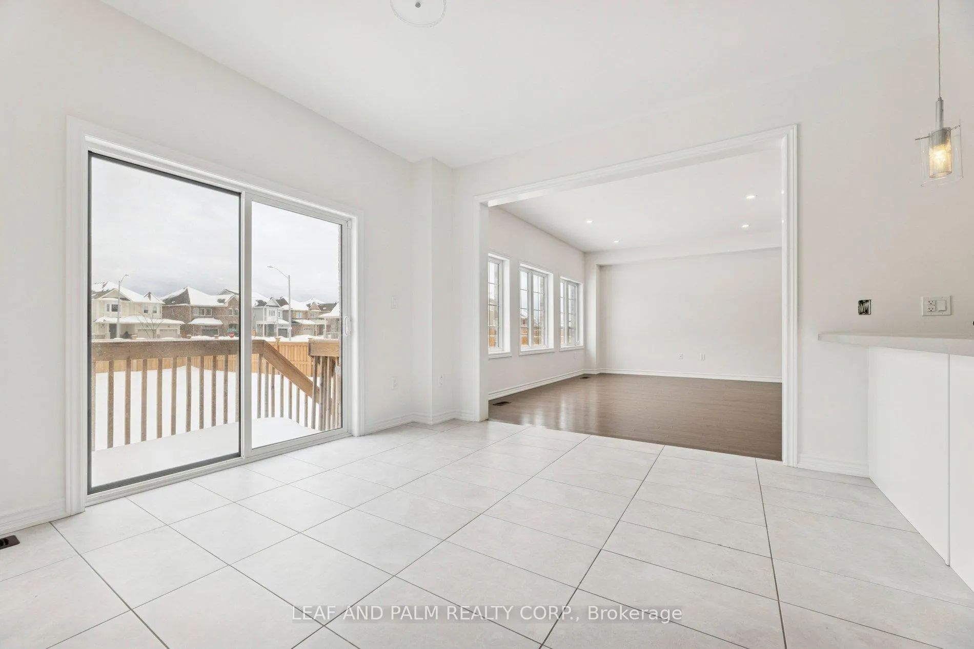 Photo 14 of 279 Northglen Boulevard, Clarington, Bowmanville — HOMEH