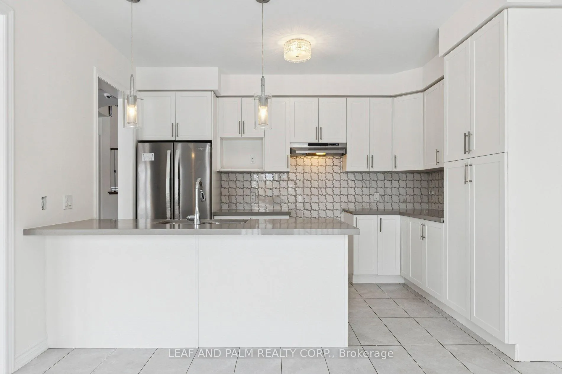 Photo 18 of 279 Northglen Boulevard, Clarington, Bowmanville — HOMEH