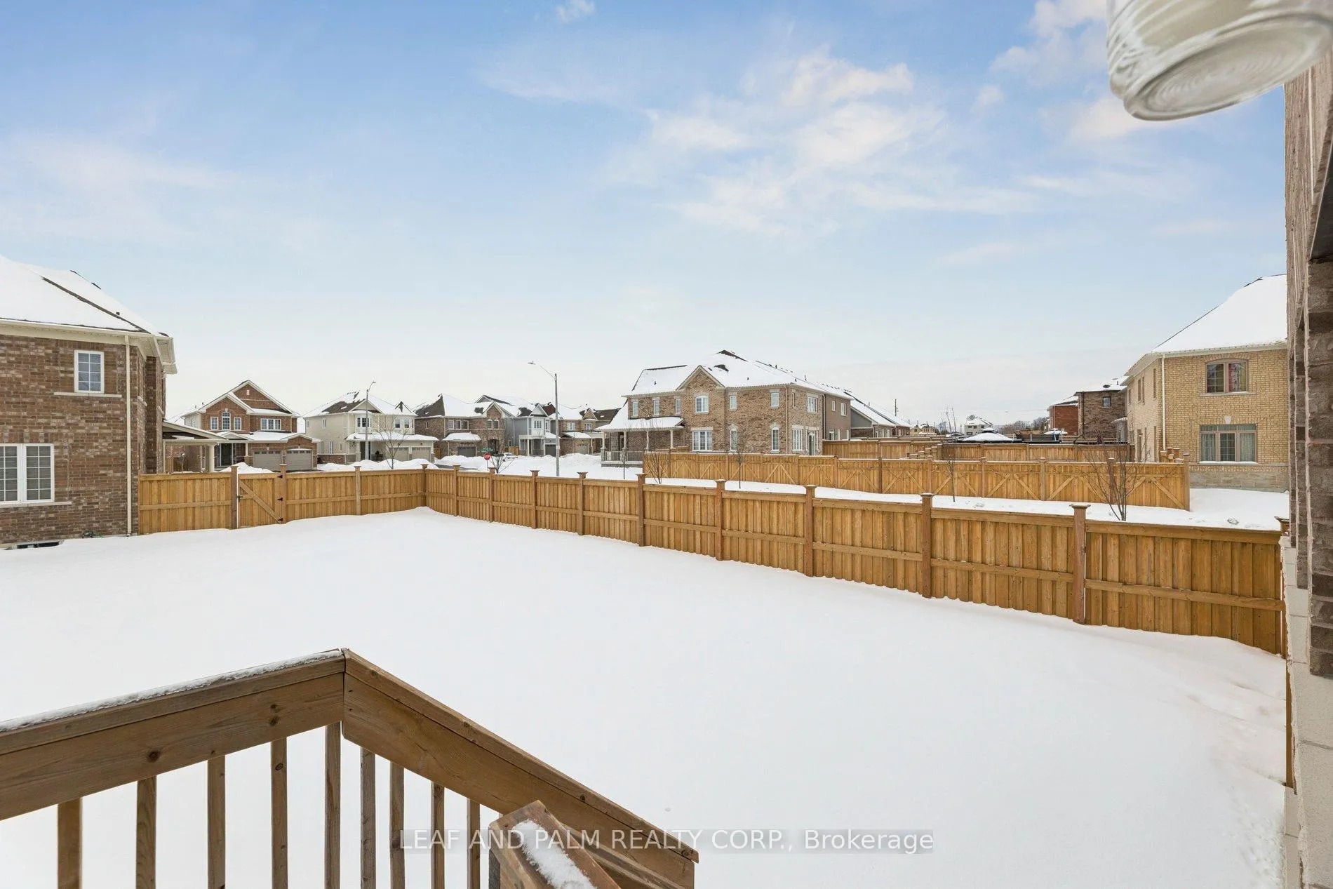 Photo 46 of 279 Northglen Boulevard, Clarington, Bowmanville — HOMEH