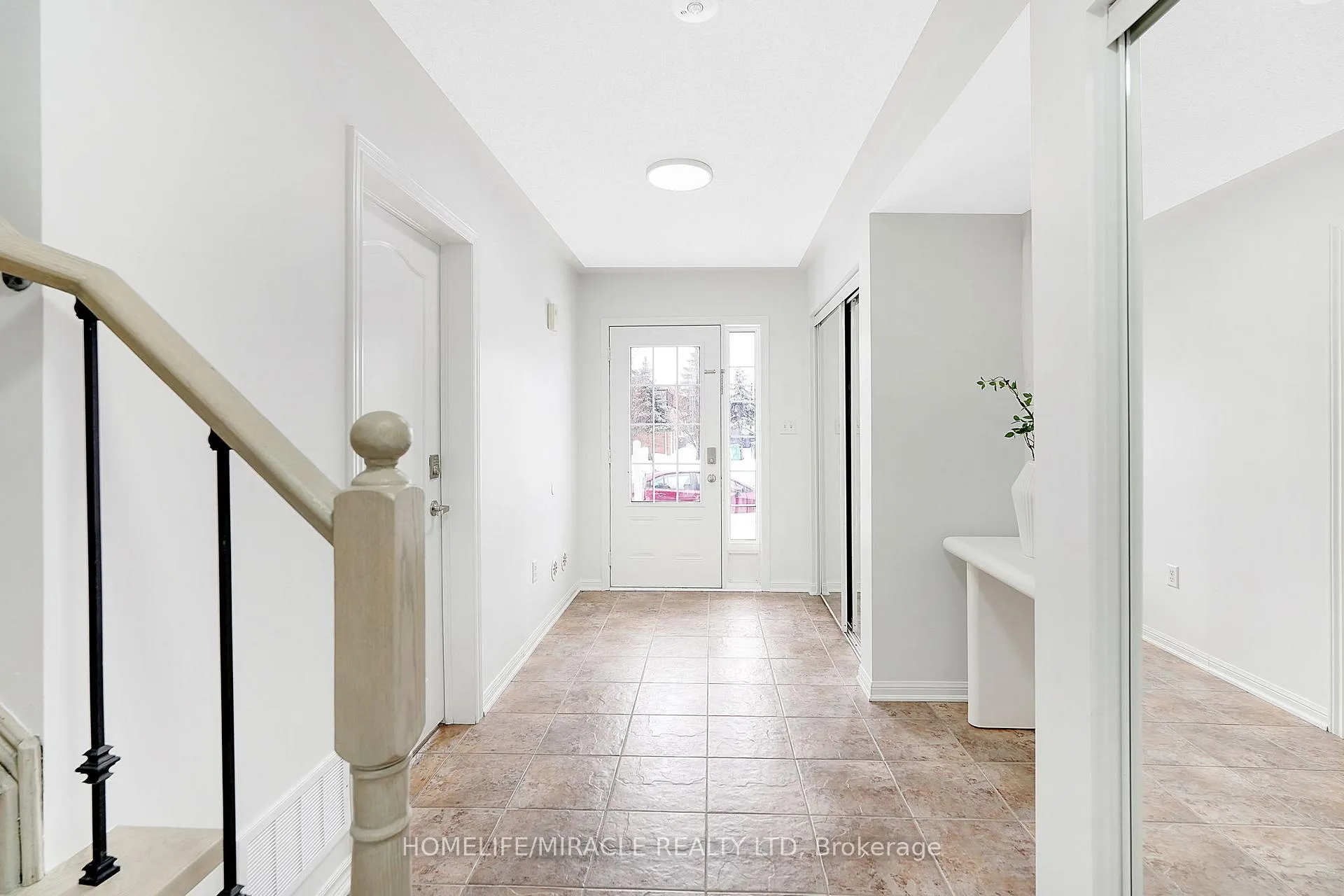Photo 3 of 5 Bleasdale Avenue, Brampton, Fletcher's Meadow — HOMEH