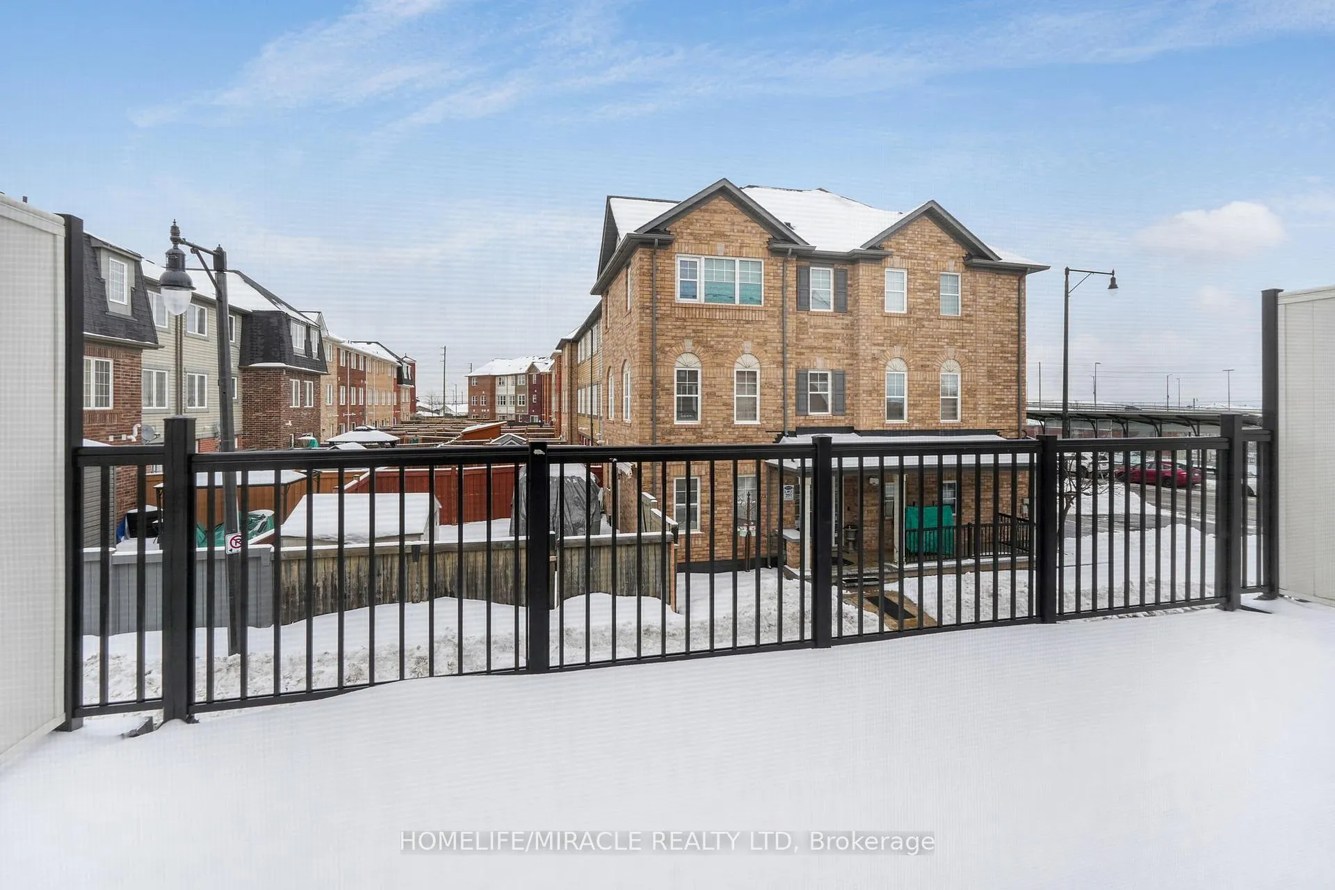 Photo 39 of 5 Bleasdale Avenue, Brampton, Fletcher's Meadow — HOMEH