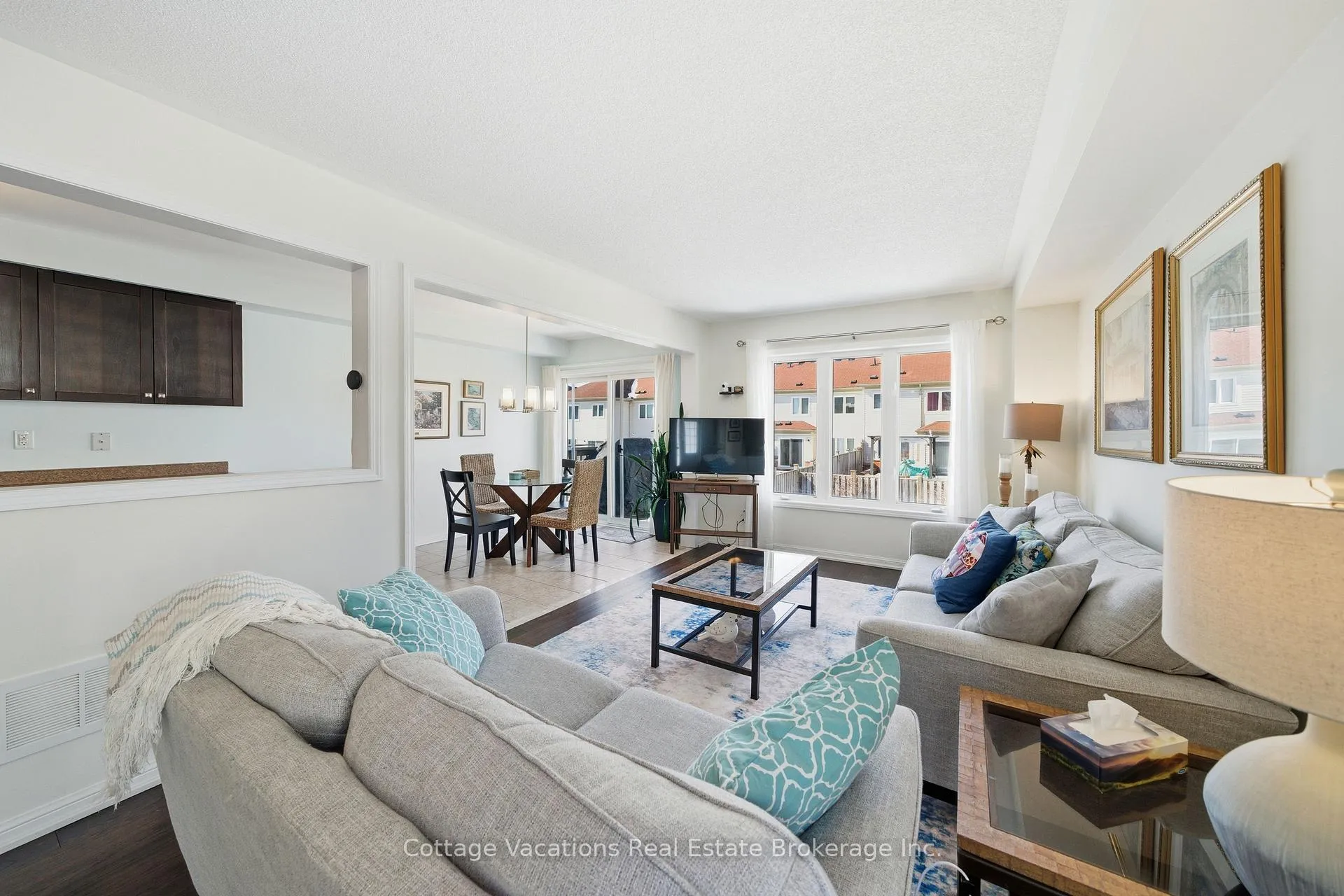 Photo 5 of 62 Adanac Drive, Whitby, Blue Grass Meadows — HOMEH