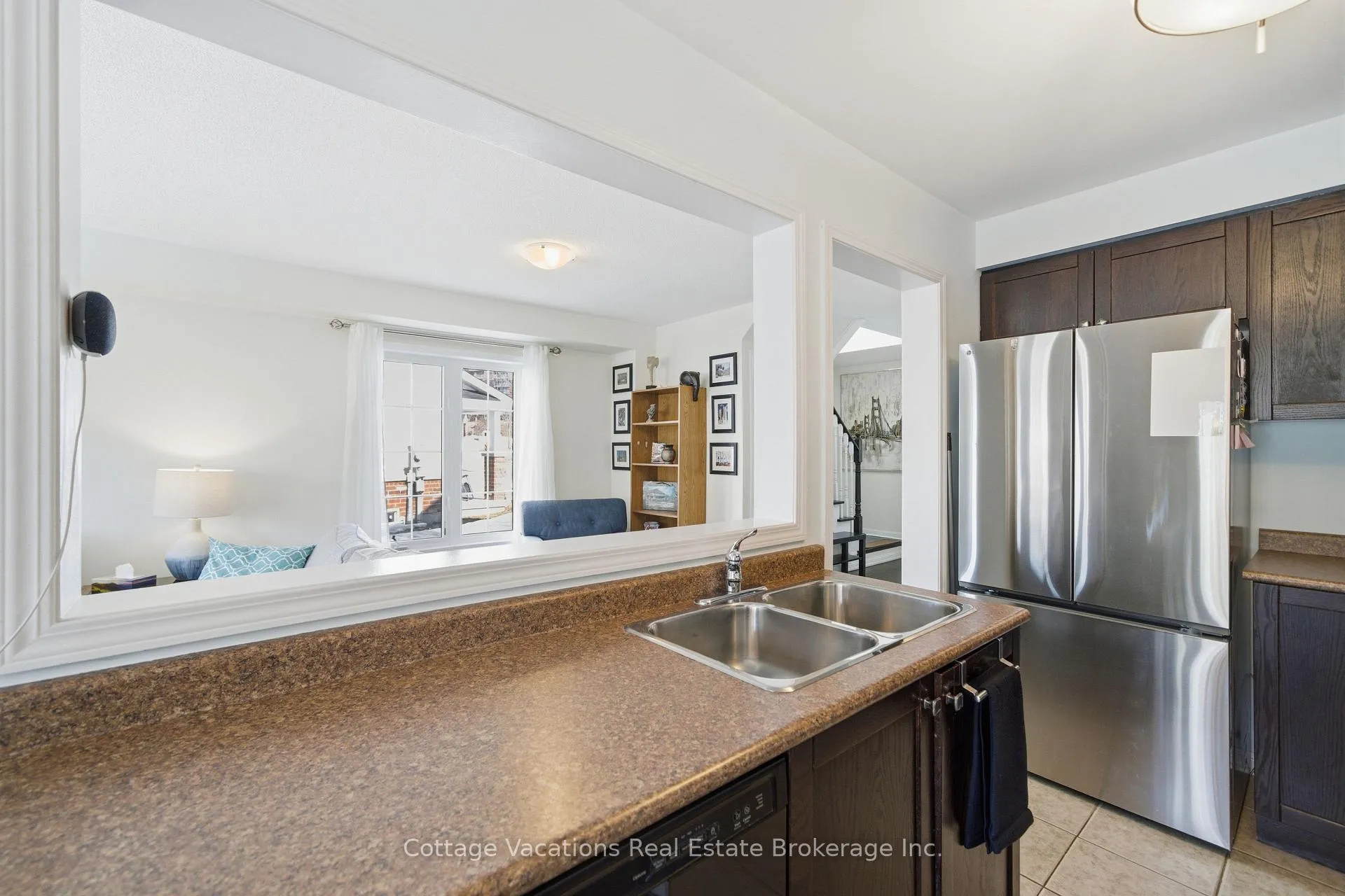 Photo 11 of 62 Adanac Drive, Whitby, Blue Grass Meadows — HOMEH